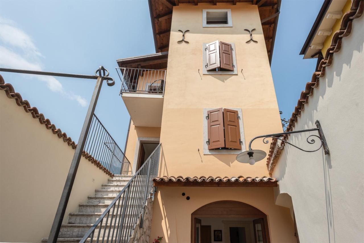 Piccola Corte Arco Dış mekan fotoğraf